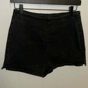 SHEIN Black StretchyJean Short M